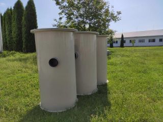 Індивідуальна поліпропіленова ємність для промисловості